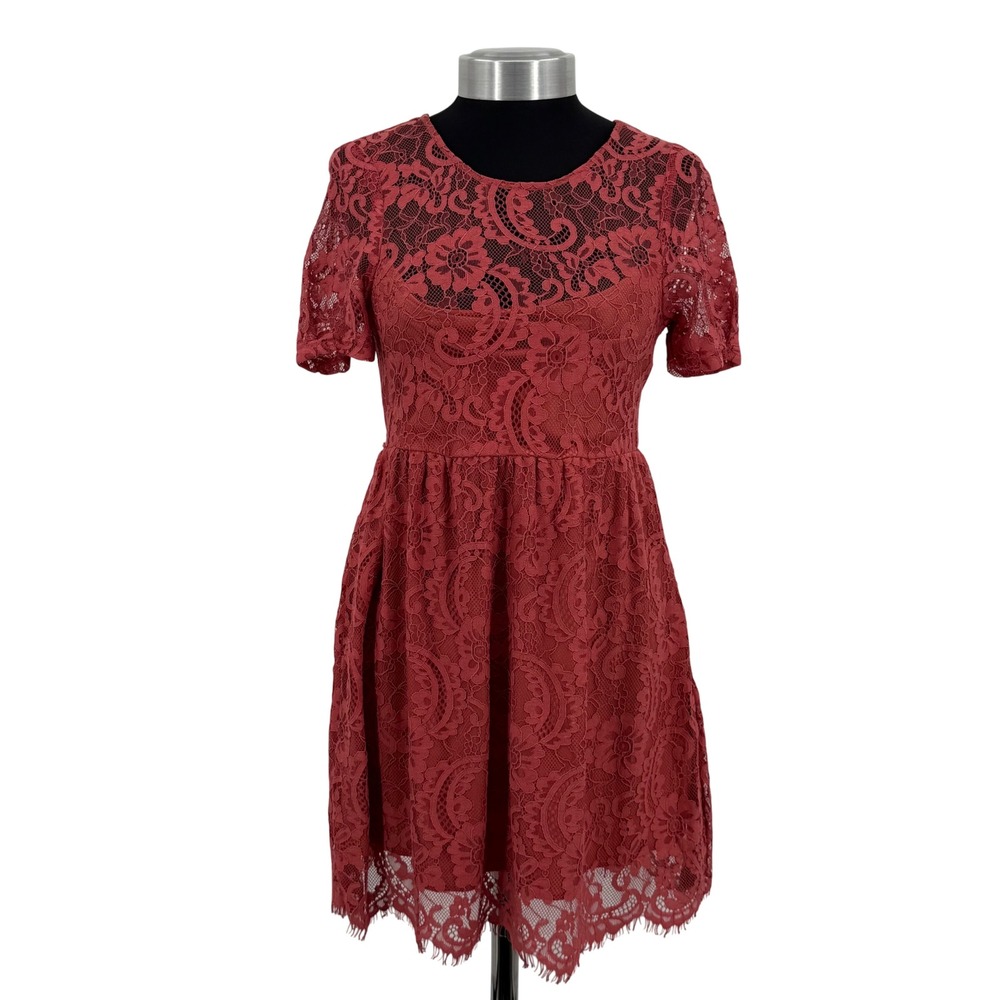 Francescas Burgundy Floral Lace Short Sleeve Fit and Flare Mini Dress Size XXS